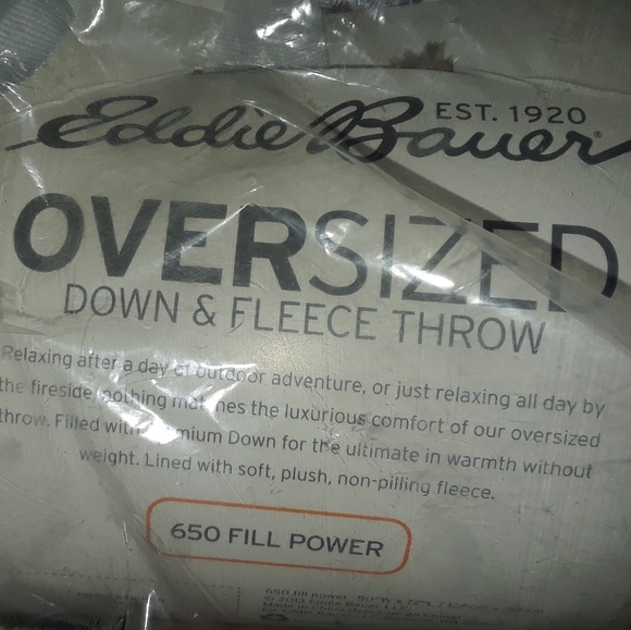 Eddie Bauer Other - Eddie Bauer Oversized Fleece Throw Beige /Green pl